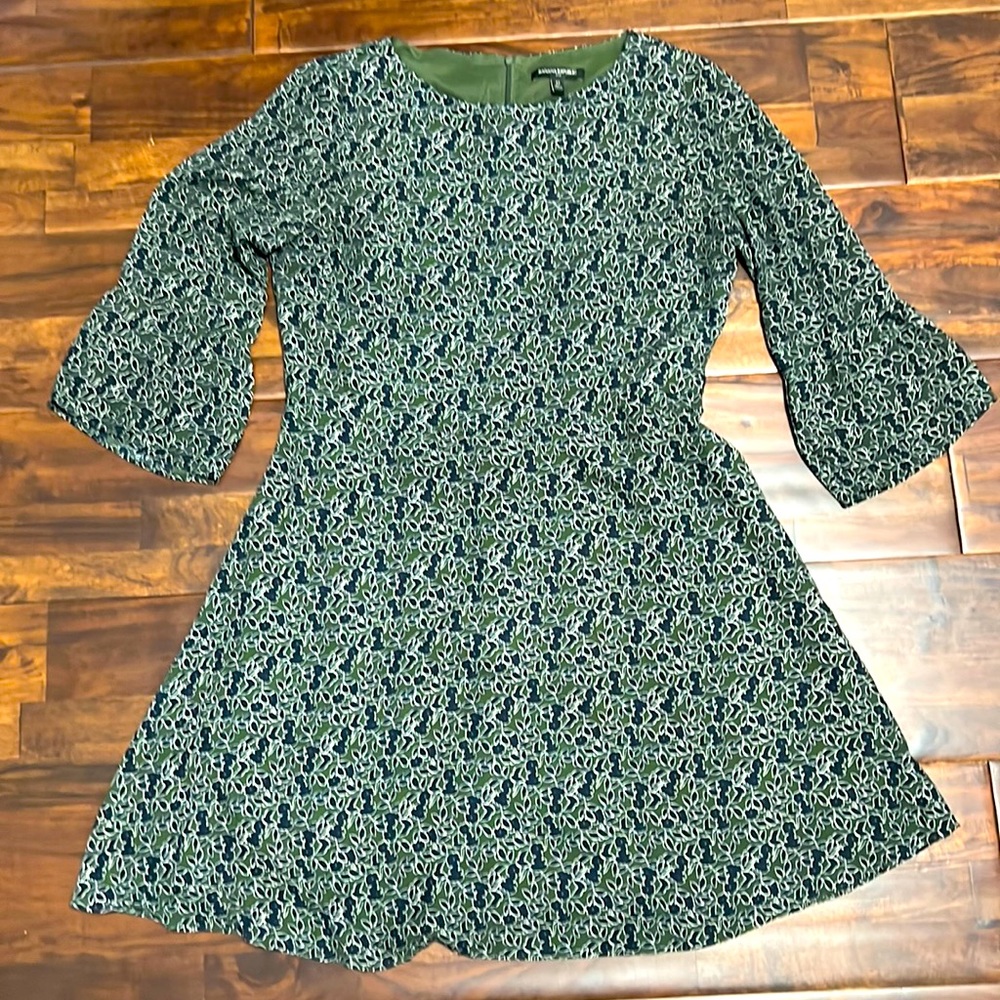 Women’s Sz 12 Banana Republic dress.